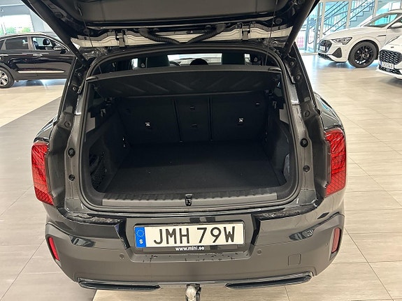 MINI Countryman SE 10 of 16