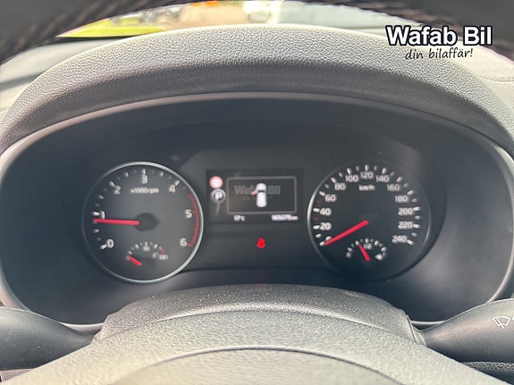 Kia Sportage 10 of 19