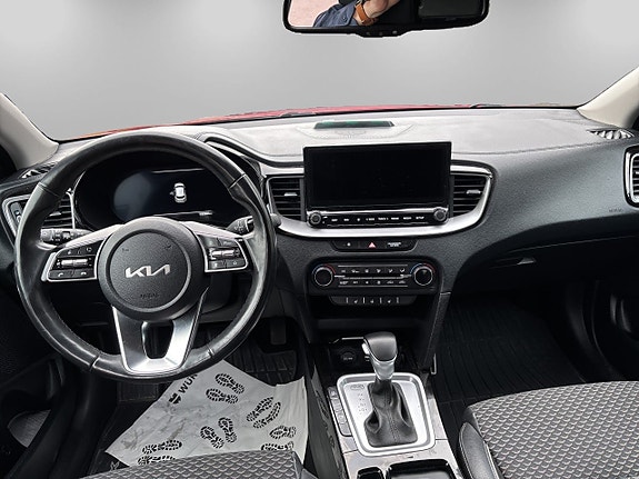 Kia XCeed 7 of 21