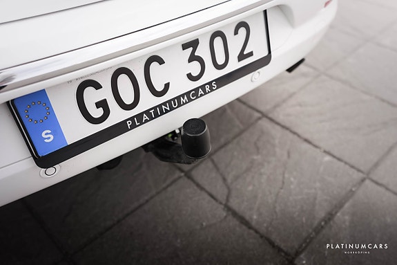 Volkswagen Passat CC 18 of 19