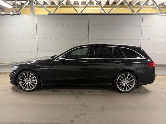 Mercedes-Benz C400 6 of 24