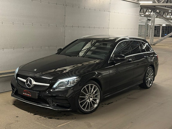 Mercedes-Benz C400 3 of 24