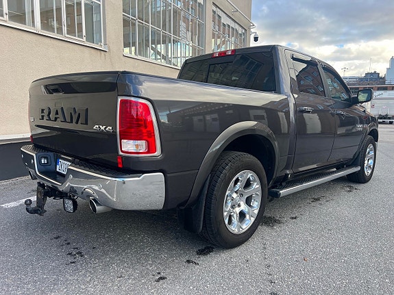 RAM Laramie 2 of 6