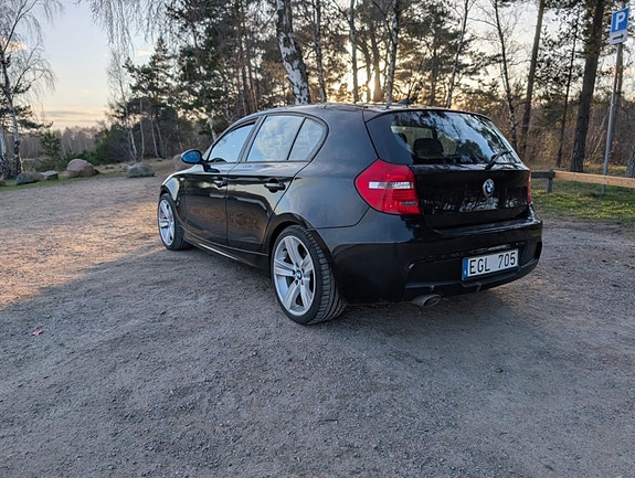 BMW 120d 4 of 8