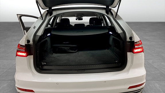 Audi A6 12 of 13