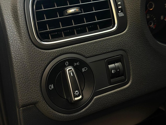 Volkswagen Polo 16 of 22