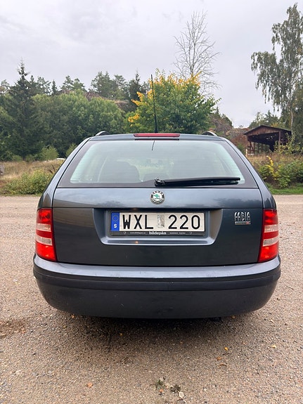 Skoda Fabia 4 of 12