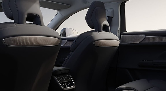 Volvo ES90 16 of 19