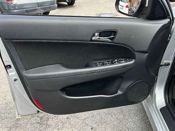 Hyundai i30 10 of 18