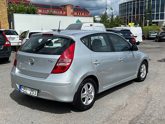 Hyundai i30 4 of 18