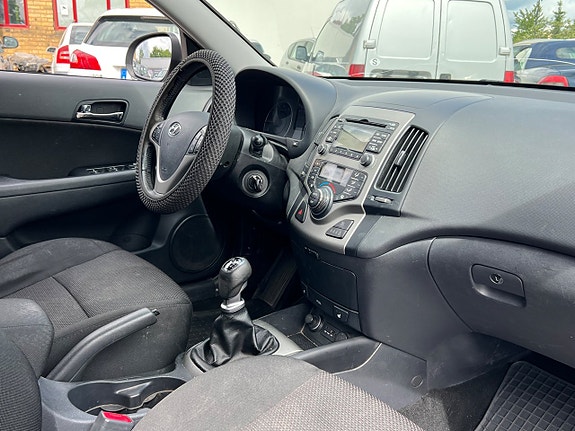 Hyundai i30 14 of 18