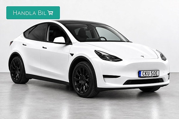 Tesla Model Y 4 of 26