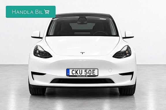 Tesla Model Y 3 of 26