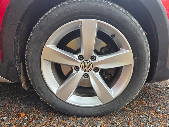 Volkswagen Golf Alltrack 17 of 18