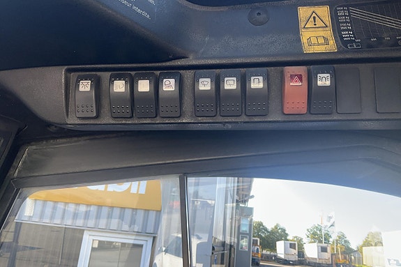 Linde Motviktstruck 23 of 25
