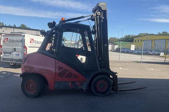 Linde Motviktstruck 6 of 25