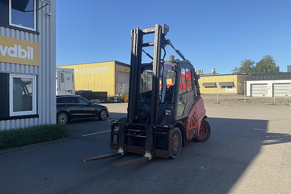 Linde Motviktstruck 2 of 25