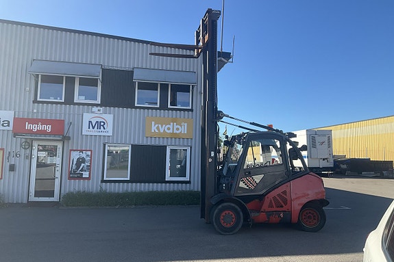 Linde Motviktstruck 10 of 25