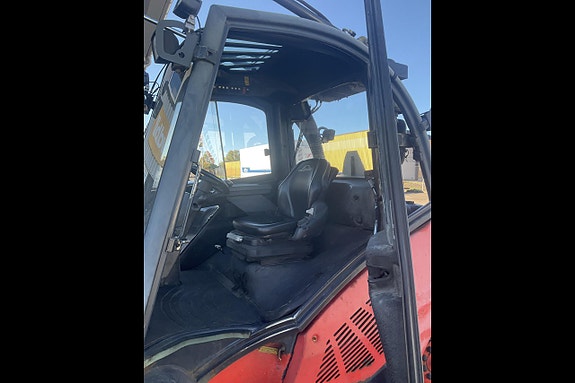 Linde Motviktstruck 16 of 25