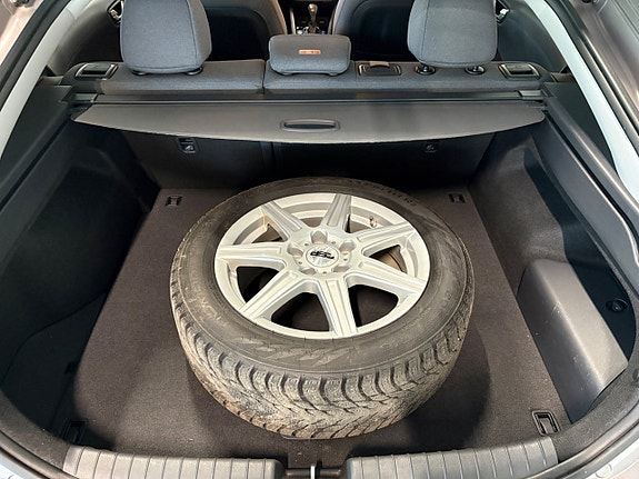 Hyundai IONIQ 20 of 20