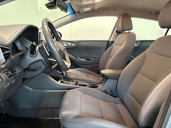 Hyundai IONIQ 8 of 20