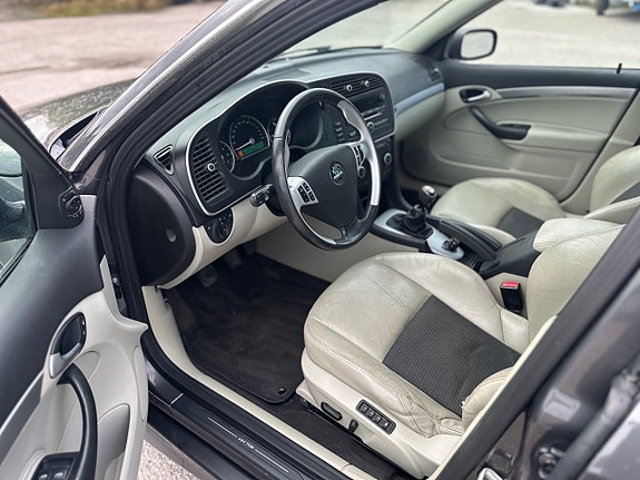 Saab 9-3 5 of 11