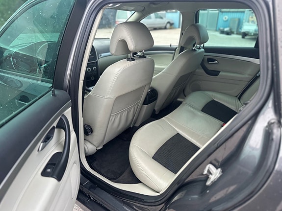 Saab 9-3 7 of 11