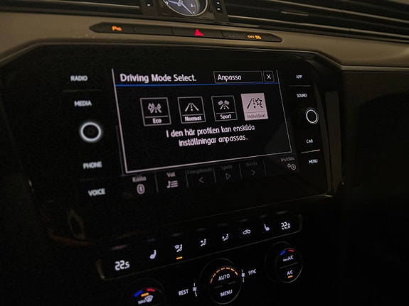Volkswagen Passat 17 of 17