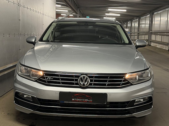 Volkswagen Passat 3 of 17