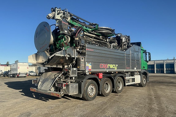 MERCEDES AROCS högtrycksspol- och sugbil 6 of 27