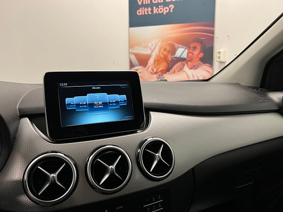 Mercedes-Benz B180 19 of 25