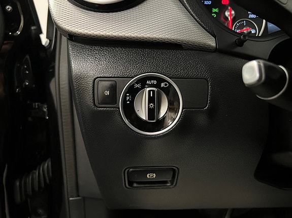 Mercedes-Benz B180 23 of 25