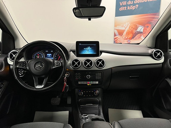 Mercedes-Benz B180 13 of 25