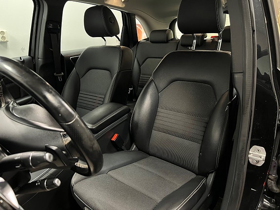 Mercedes-Benz B180 9 of 25