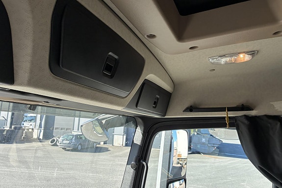 MERCEDES ACTROS 24 of 27