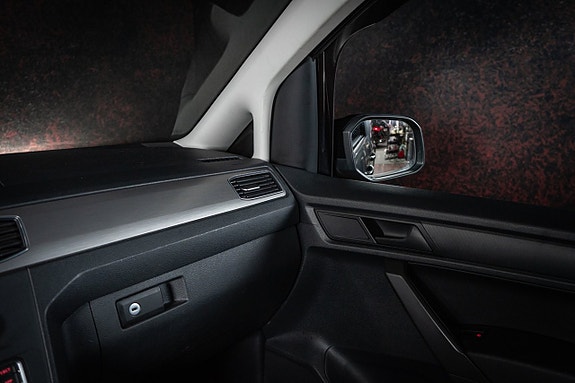 Volkswagen Caddy 17 of 24