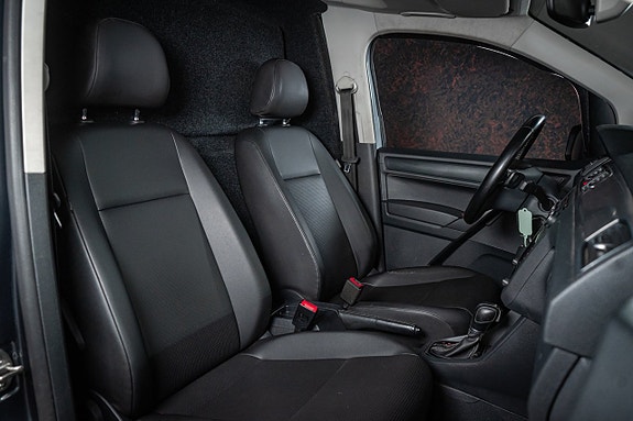 Volkswagen Caddy 23 of 24