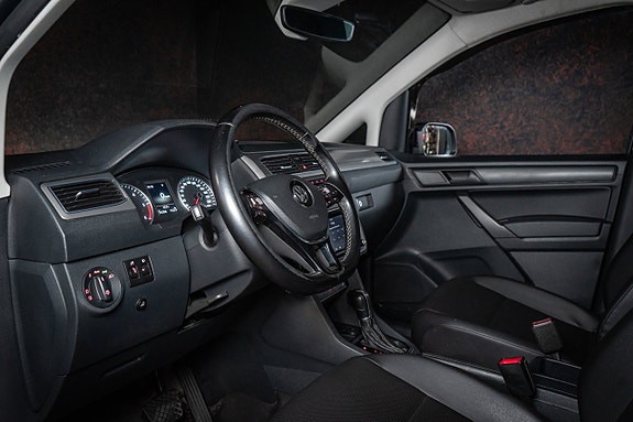 Volkswagen Caddy 16 of 24