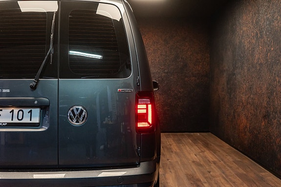 Volkswagen Caddy 11 of 24