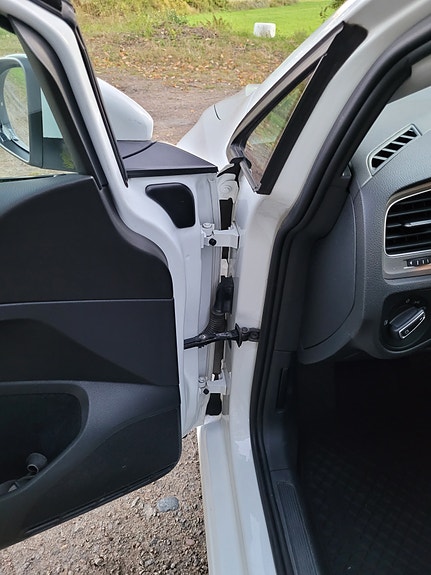 Volkswagen Golf VII 9 of 25