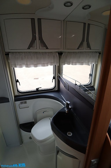Knaus SP TI 650 * AC * 3500kg * solcell * 14 of 17