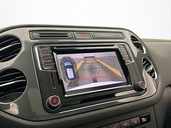 Volkswagen Tiguan 21 of 30