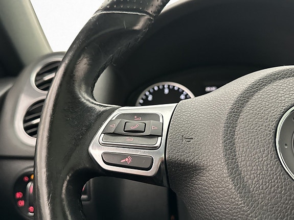 Volkswagen Tiguan 14 of 30