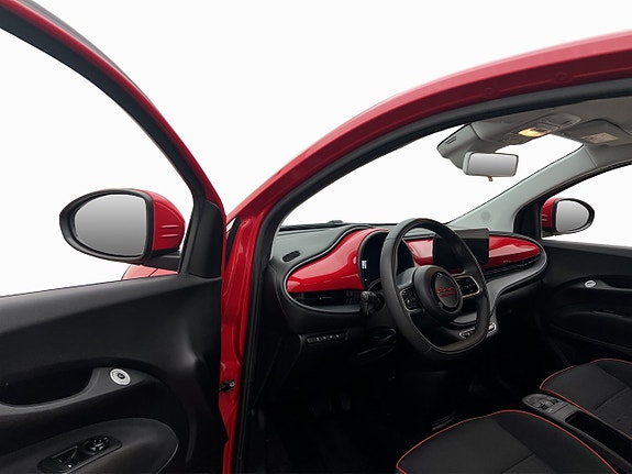 Fiat 500e 11 of 30