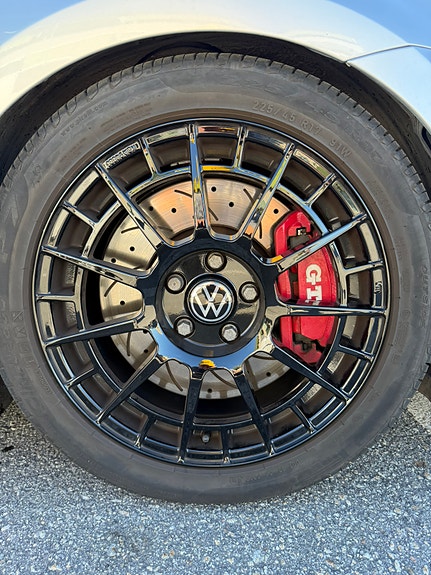 Volkswagen Golf VII 5 of 10