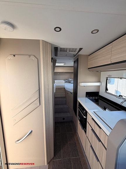 Adria COMPACT DL 12 of 23
