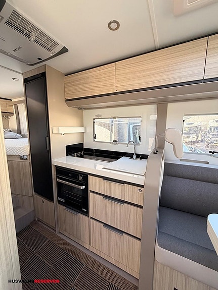 Adria COMPACT DL 15 of 23