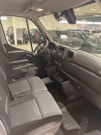 Renault Master 7 of 10
