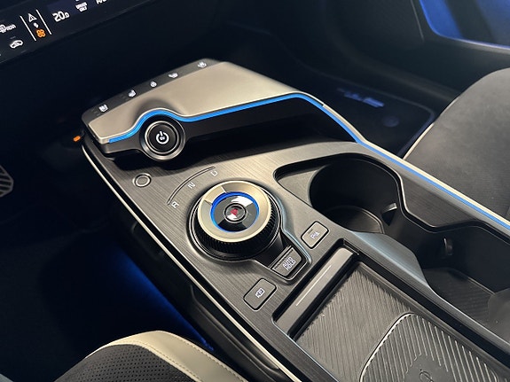 Kia EV6 12 of 18
