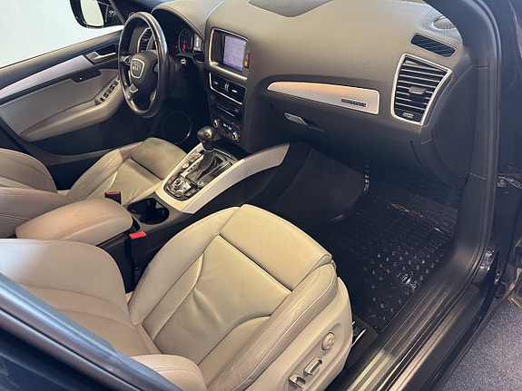 Audi Q5 10 of 28